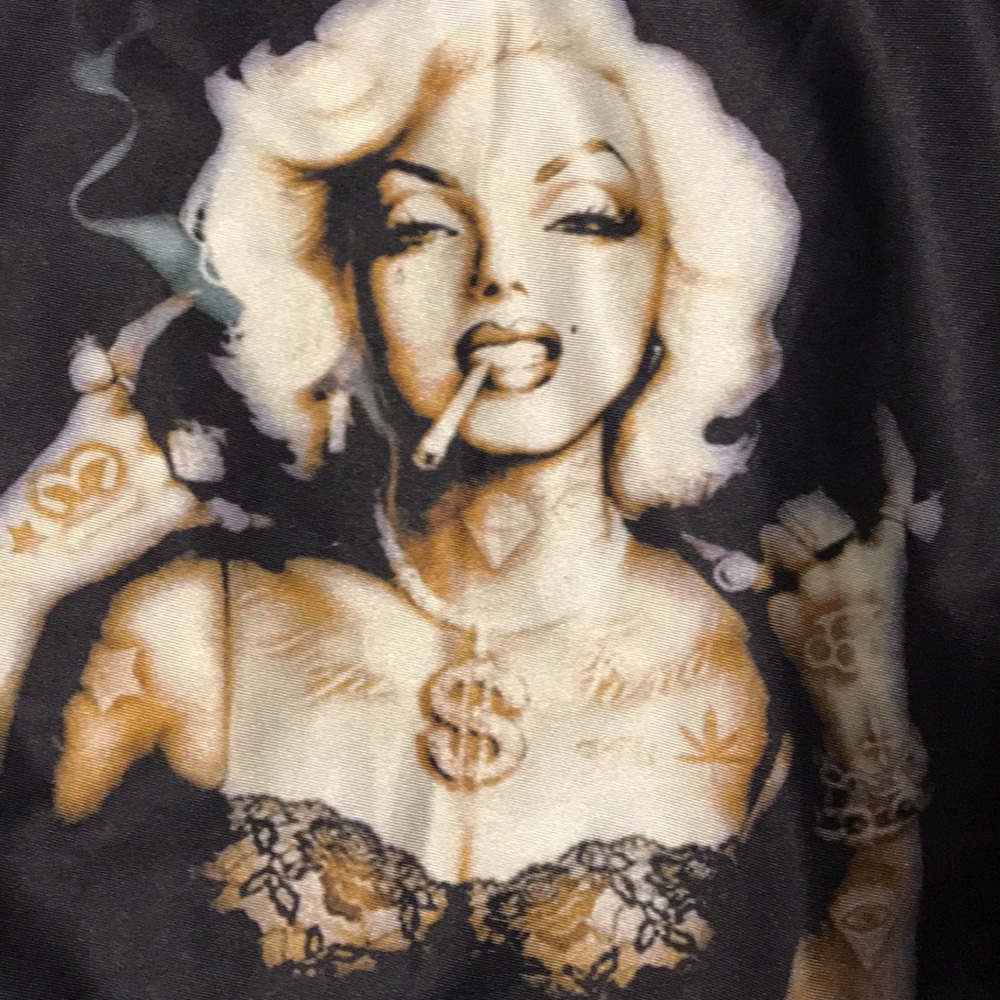 Marilyn Monroe shirt - Picture 2 of 2